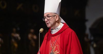 Ubolewam nad klimatem, w jakim odbywa się dyskusja o religii w szkole