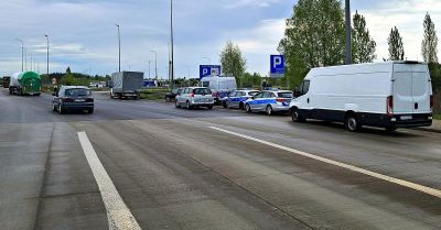 Świąteczny weekend na drogach Torunia i powiatu pod nadzorem policjantów
