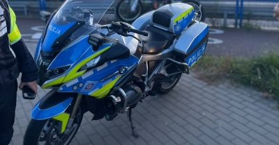 19-latek uciekał przed policją przerobionym crossem